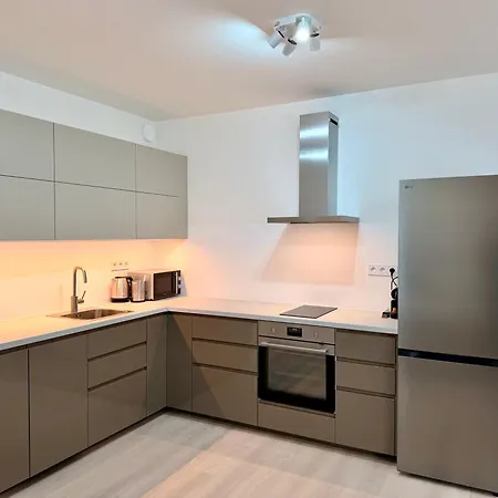 Adaro - Modern With Aircon Near O2 Arena * Prag